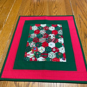 Christmas table topper, Xmas table topper, red green table mat, holiday table topper, holiday table mat, holiday decor, Item #839