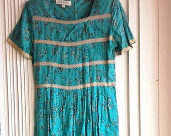 Vintage Boho Blue Floral Indian Sarah Elizabeth Pleated Dress