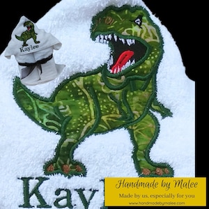 Embroidered T-Rex Hooded Towel: 100% Cotton Kid&#39;s Bath Towel