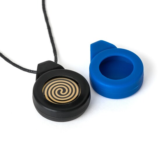 Nu-me Natty Protective Pendant. Nu-me 