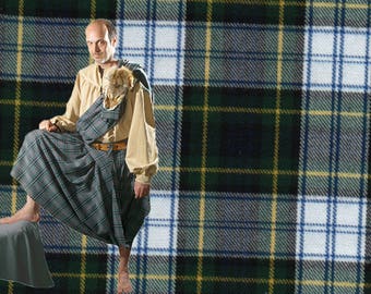 Great kilt or medieval pleated kilt or plaid tartan fabric, Ancient highlander costume, Garment assembly, Old Period handmade clothing