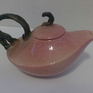 Pink Teapot, Hull Speckled Woodland Pattern, Aladdin Style Tea Pot