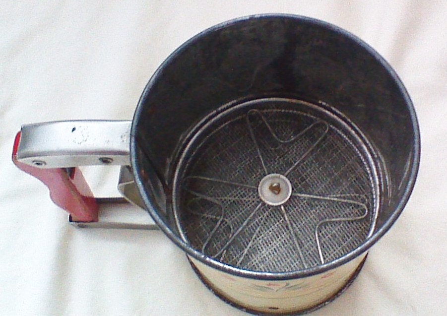 Flour Sifter, Red Wood Handle, Androck, Tulip Design, Handisift Etsy