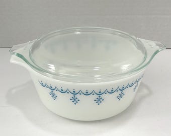 Vintage Pyrex Snowflake and Garland Covered Dish