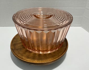 Vintage Jeanette Glass “Jenny Glass” Covered Refrigerator Dish - 70 oz