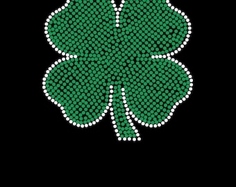 St. Patrick es Day- Deine Wahl aus 4 Designs mit brillianten grünen und klaren Strasssteinen und weißem Vinyl-T-Shirt-**Kostenloser Versand in den USA**