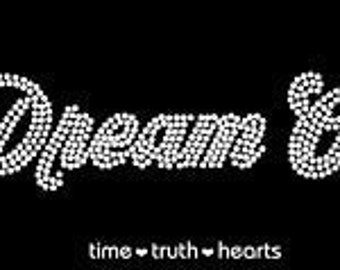 Dream On Design (9,5" x 2,25") in Brilliant klare Strass T-Shirt, Tank Top oder Hoodie - **Kostenloser Versand in den USA**