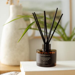 Sandalwood & Saffron Reed Diffuser - Fiber Reed Diffuser - Flameless Fragrance - Bathroom Diffuser