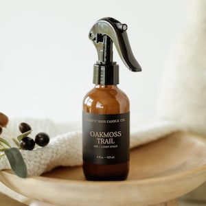 Oakmoss Trail Room Spray - 4 oz Glass Bottle - Air + Linen Spray Fragrance - Oakmoss, Amber, Earth