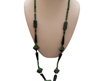Vintage Neiger Unique Colored Custard Glass Embossed Beaded Necklace (A3982)