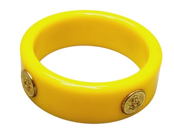 Vintage 80s Acrylic Nautical Anchor Bangle Bracelet (A1329)