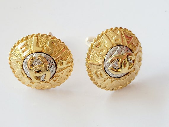 CHANEL Pre-Owned 1993 CC Button clip-on Earrings - Farfetch