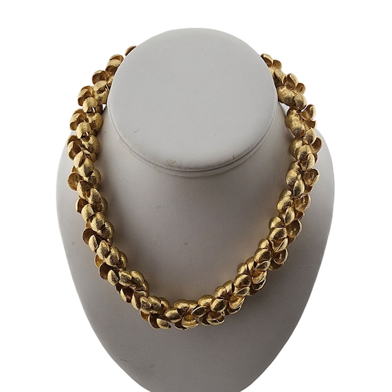 Vintage Matte Gold Trifari 60's Necklace (A2359)