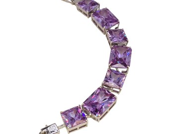 Vintage Well Made Highly Faceted Lilac Glass Square Cut Linked Bracelet (A9003)