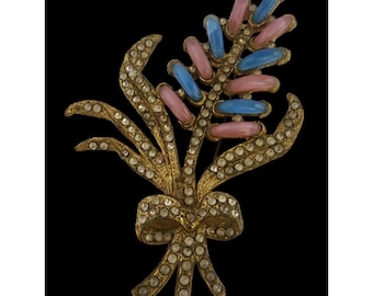 Stunning Early Givre Style Glass and Rhinestone Flower Spray Brooch (A5909)