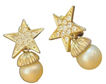 Vintage 80s Rhinestone Star Faux Pearl Dangle Clip Earrings (A2458)