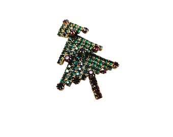 Vintage Layered Rhinestone Christmas Tree Brooch (A3036)