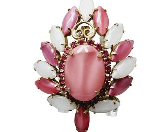 Vintage Unsigned Satin Glass Brooch (A1498)
