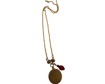 Vintage NOS Bee Charming Amour Token And Glass Leave Necklace (A5244)