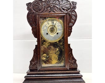 Vintage Antique Ornate Fumed Oak Wooden Gingerbread Mantle Clock