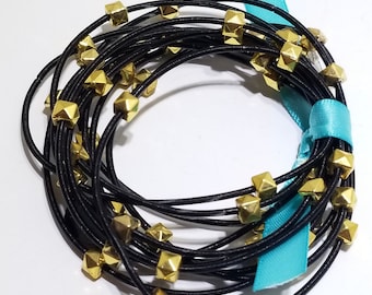 Bee Charming Sugar NY Piano wire stud bracelet, black, silver, bronze, hematite