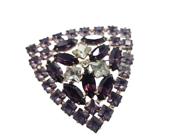 Beautiful Vintage Possibly Czech Glass Triangle Brooch (A2210)