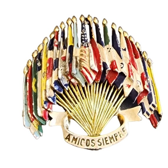 Vintage Signed Coro Early Amigos Siempre Dimensional Flag Brooch (A2710)