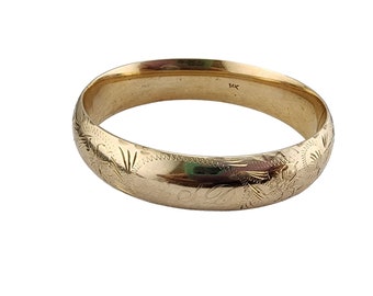 Vintage 14kt Beautiful Engraved & Initialed Bangle Bracelet (A3313)