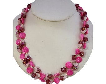 Vintage Molded Acrylic Double Strand Necklace (A4864)