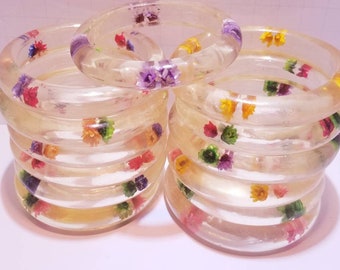 NOS vintage lucite bangke with dried flowers choose your color