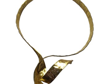 Vintage Lightweight Free Form Abstract Matte Gold Collar Necklace (A4211)