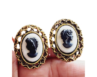 Vintage Milkglass Cameo Silhouette Clip-On Earrings (A1749)