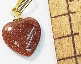 Vintage goldstone semi precious heart charm