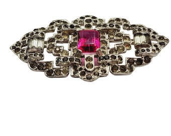 Vintage Art Deco Stunning Brooch (A502)