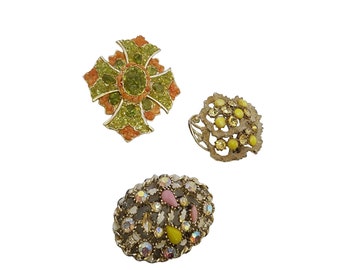 Vintage Lot Of 3 Unsigned Brooches (A5016)