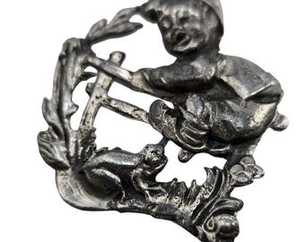 Vintage Pewter Color Pot Metal Heavy Little Boy Brooch (A8094)