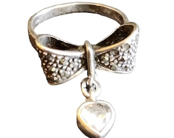 Vintage Sterling & Marcasite Bow Ring Size 6.5 (A2753)