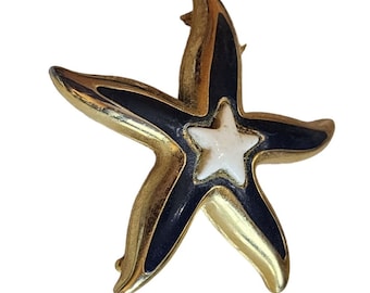 Vintage 80s Heavy Enamel Matte Gold Star Brooch (A2450)