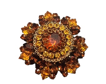Vintage Signed Austria 2 Tone Raised Rhinestone Dimensional Brooch (A3705)