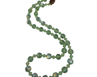 UV Reactive Vintage Green Crystal Necklace (A4637)