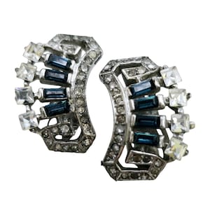Early Trifari Blue Baguettes And Rhinestone Clip Earrings (A7833)