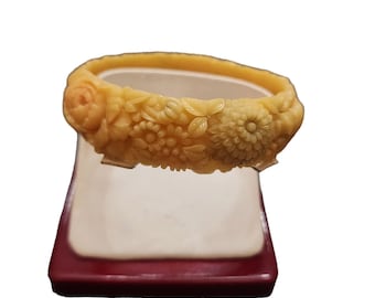 Vintage Muted Color Carved Floral Celluloid Bangle Bracelet (A3703)