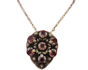 Vintage Possible Czech Pendant Glass Necklace (A3285)
