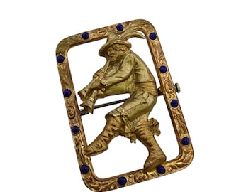 Antique Pied Piper French Trumpet Player Brooch (A9206)