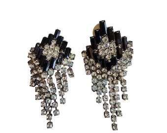 Vintage 80s Rhinestone Dangle Clip Earrings (A1651)