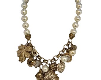 Vintage 1990s Glass Pearl Charm Necklace (A7415)