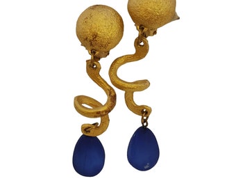 Vintage Rare Cecile & Jeanne Paris Matte Gold Acrylic Abstract Clip Earrings