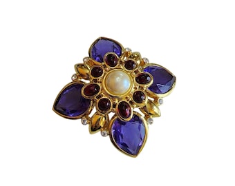 Vintage Signed Joan Rivers Acrylic Moghul Raised Brooch (A1565)