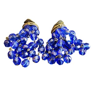 Vintage Crystal Cha Cha Clip Earrings (A2749)