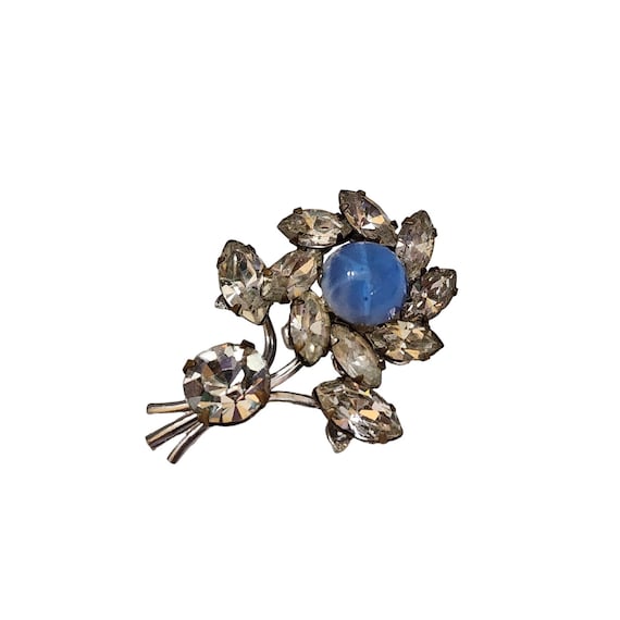 Vintage Spectacular Sparkling Glass Rhinestone with Star Glass Center Brooch